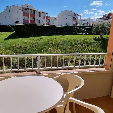 Spacieux Avec Piscine, Proche - Fr-1-607-81 *