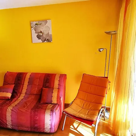 Spacieux Avec Piscine, Proche - Fr-1-607-81 * Агд