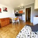 Appartement Spacieux Avec Piscine, Proche - Fr-1-607-81 *