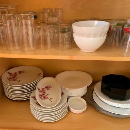 Spacieux Avec Piscine, Proche - Fr-1-607-81 *