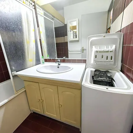 Spacieux Avec Piscine, Proche - Fr-1-607-81 אגדה