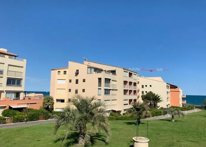 Apartment Spacieux Avec Piscine, Proche - Fr-1-607-81 Agde