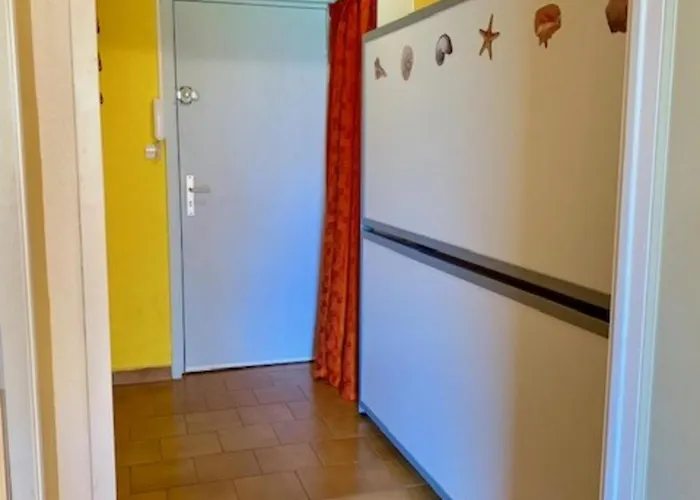 Spacieux Avec Piscine, Proche - Fr-1-607-81 Apartment *